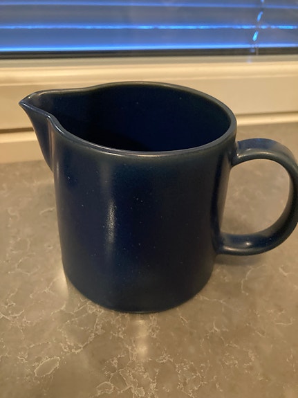 Arabia, Teema kannu 0,5 l, pohjamerkitty
