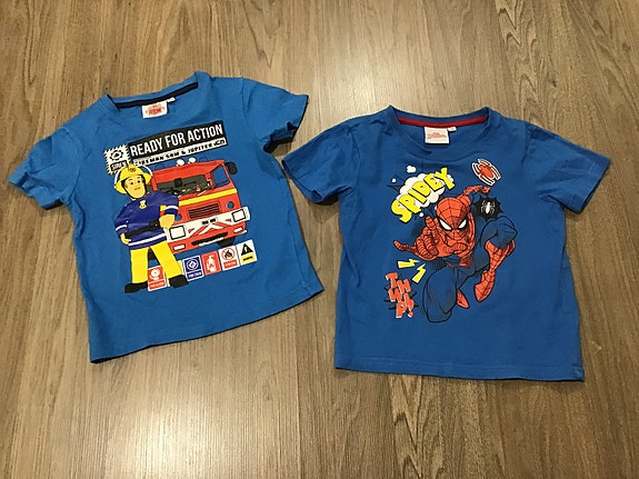 2kpl T-paitoja - Palomies Sami ja Spiderman, koko 104