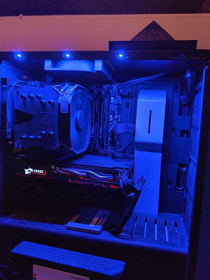 MSI Desktop-tietokone