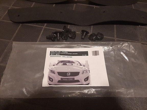 Maskin suoja volvo c30 2010-2013