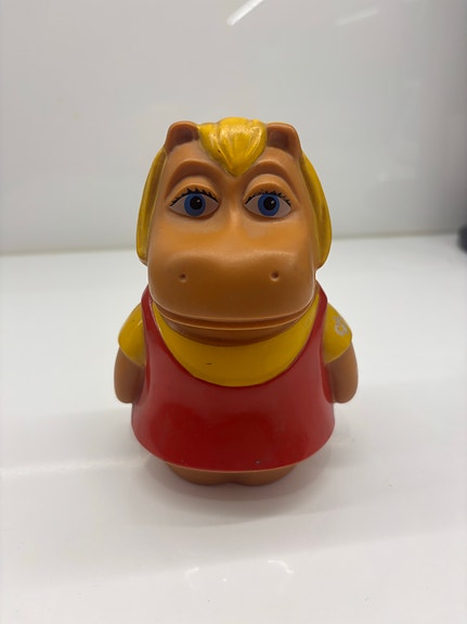 Osuuspankin (OP) Hanna Hippo -säästölipas