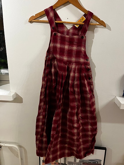 Ruudullinen mekko