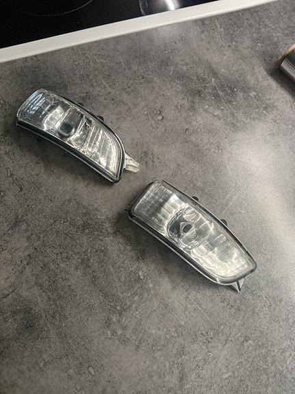 Suuntavalaisimet peilinä Volvo s80