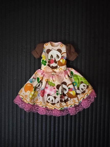 Pullip vaatteita ja asusteita