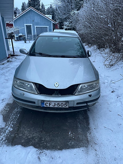 Myyn varaosia Renault Laguna 2 2001 1.8 bensa