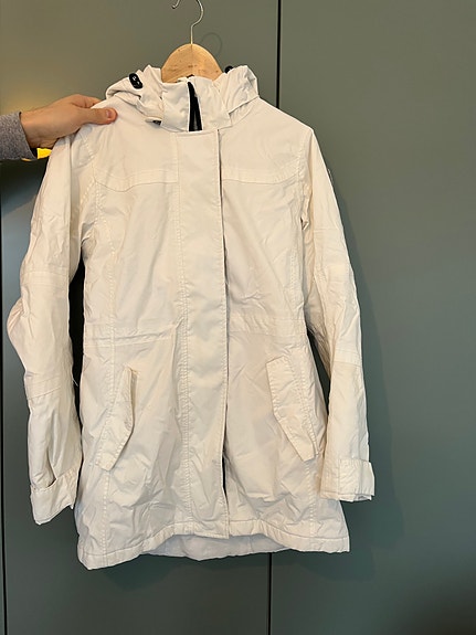 Luhta naisten XS/34 ulkoilutakki