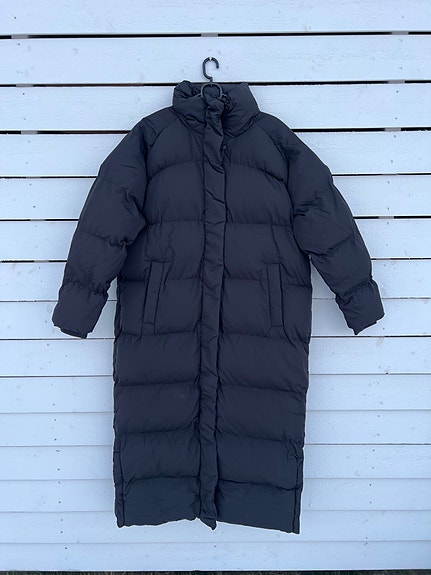 Superdry pitkä toppatakki