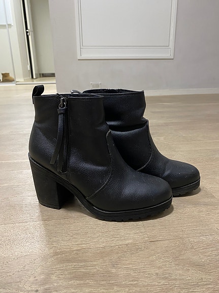 H&M Saappaat koko 37 musta