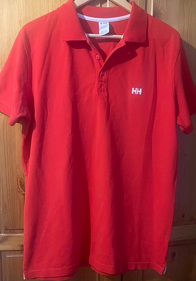 Helly Hansen miesten pikeepaita punainen
