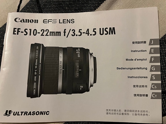 Canon EF-S 10-22mm objektiivin käyttöohje.