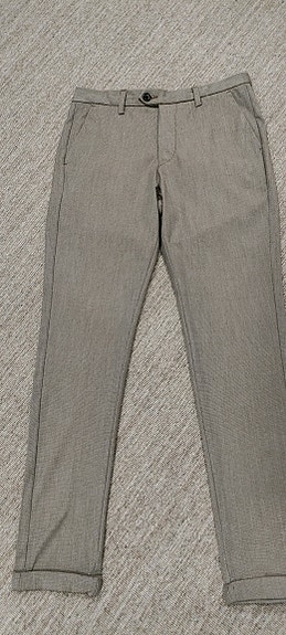 Tyylikkäät housut/chinot, koko 30/32