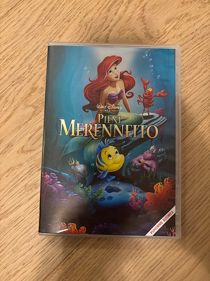 Walt Disney Pieni Merenneito DVD-elokuva
