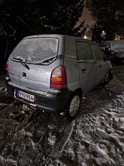 Suzuki Alto 1.1 -03 5d osina