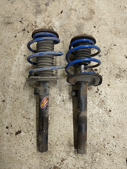 Bmw e38 etutolpat H&R madallusjousilla