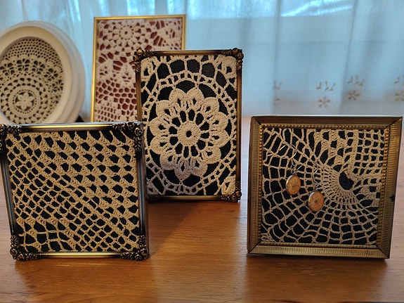 Product image 1 of 3