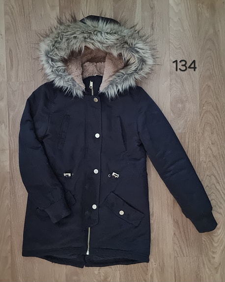 Lämmin toppatakki 134cm