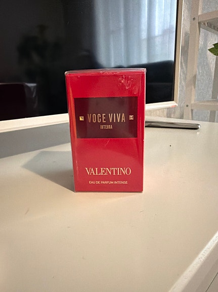 Valentino Voce Viva Intense