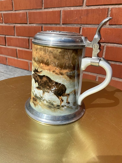 OLUT-tuoppi - kannellinen