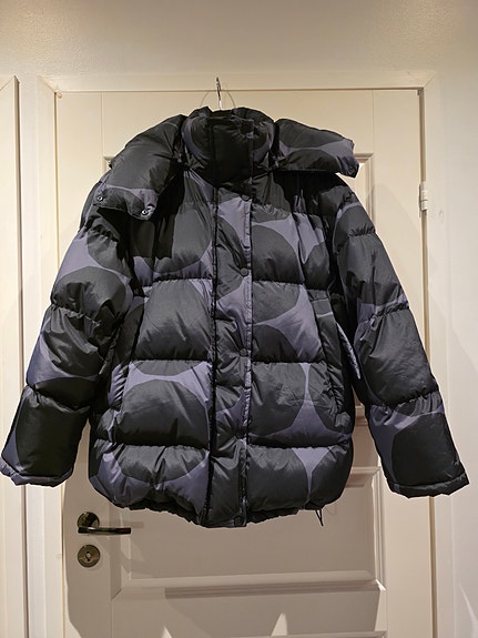 Uusi Marimekko Matkani kivet untuvatakki XL