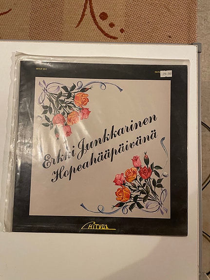 Erkki Junkkarinen Hopeahääpäivänä levy