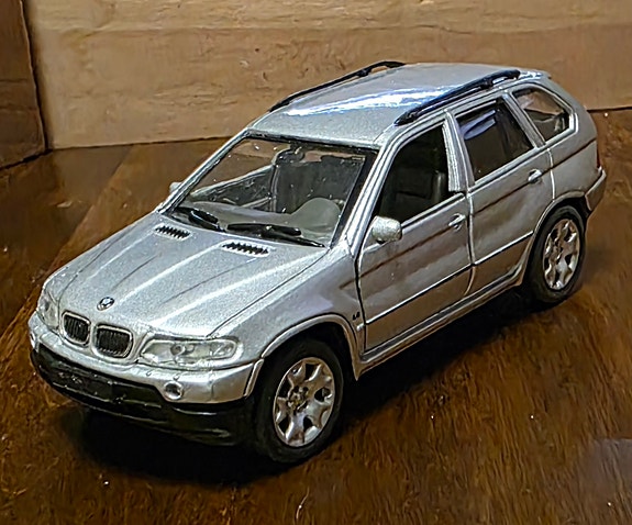 BMW X5 Farmari Hopea