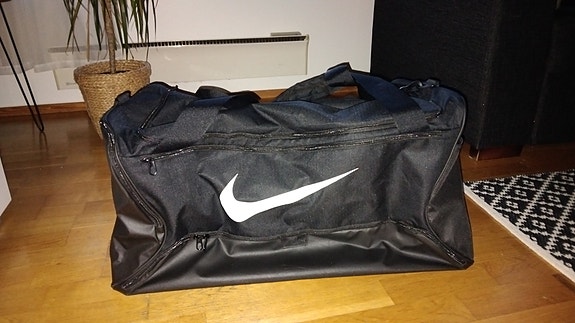 Nike Urheilukassi, käyttämätön