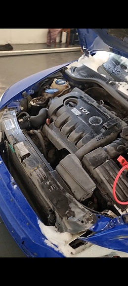 Skoda 2.0 tdi 103kw BMM moottori