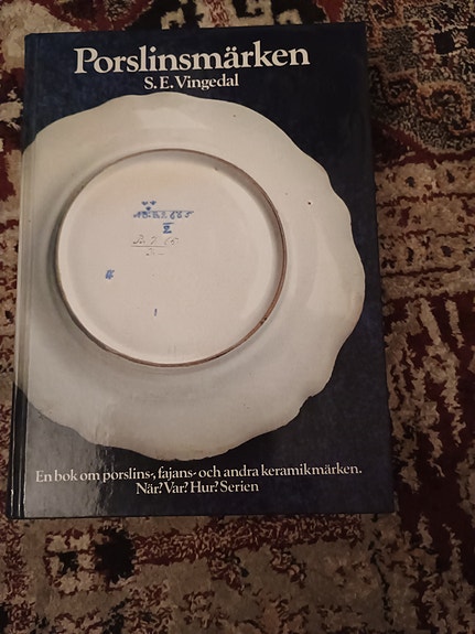 Porslinsmärken kirja, S. E. Vingedal