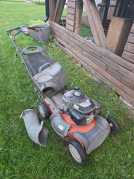 Husqvarna R152SV ruohonleikkuri AutoWalk