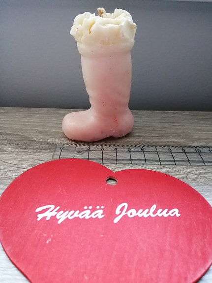 Puinen sydän hyvää joulua tekstillä / pukin saapas kynttilä vintage