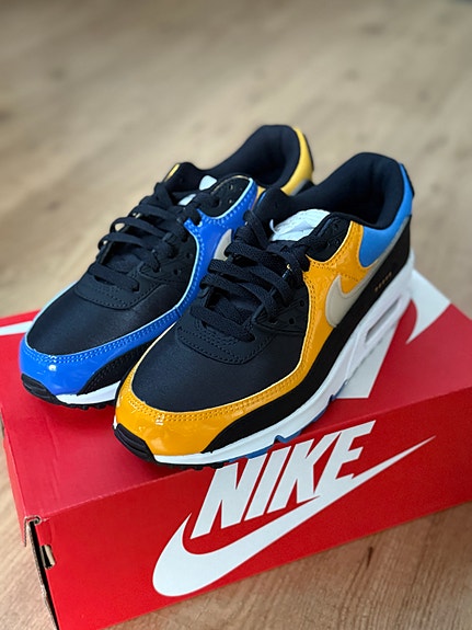 Nike Air Max 90