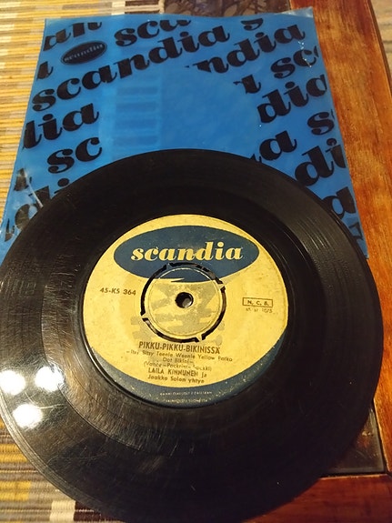 6 Kpl Laila Kinnunen 7" Single