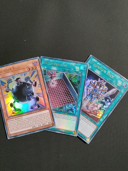 Yu-Gi-Oh kortit