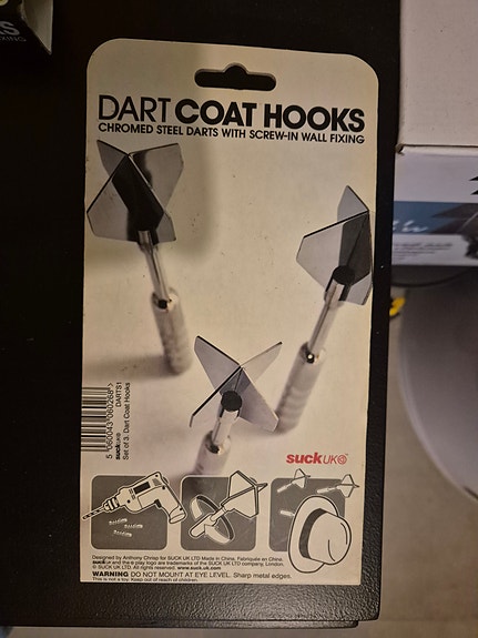 Dart / Darts - vaatekoukku / naulakko