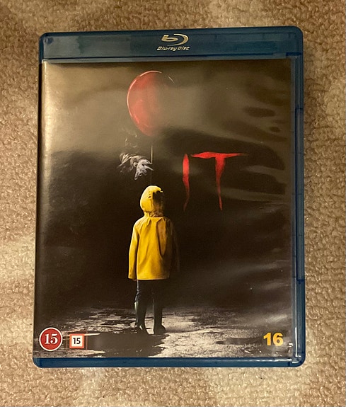 IT ( Blu-ray )