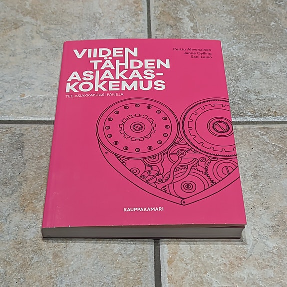 Viiden Tähden Asiakaskokemus, Perttu Ahvenainen, Janne Gylling & Sani Leino