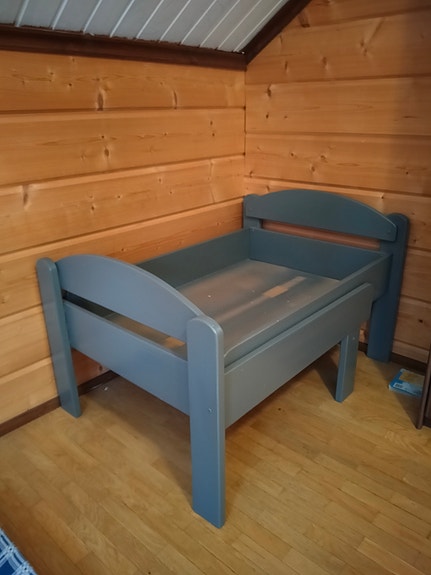 Jatkettava lasten sänky