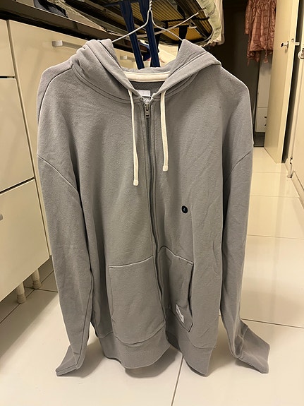 Hollister huppari - Uusi