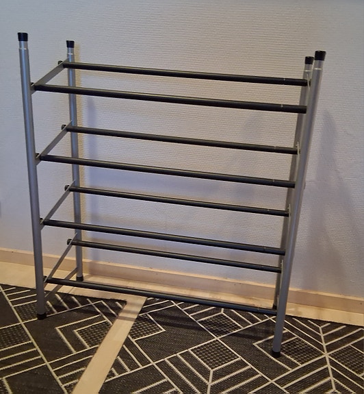 Kenkäteline