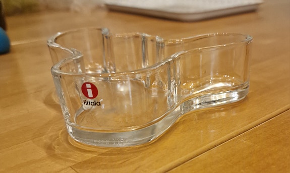 Iittala Aalto -tuikkualusta / lasiastia – alkuperäinen tarra