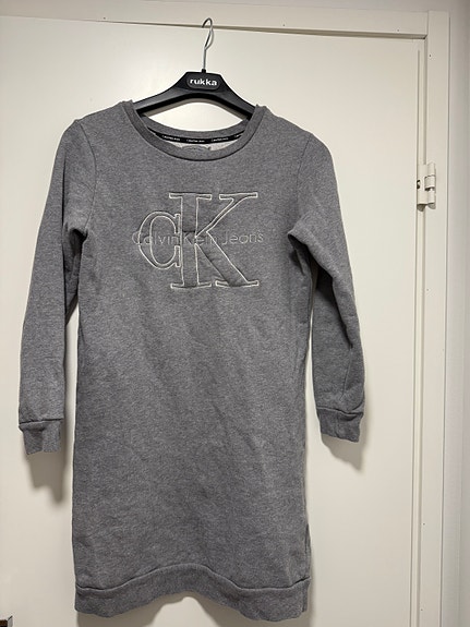 Calvin Klein harmaa XS