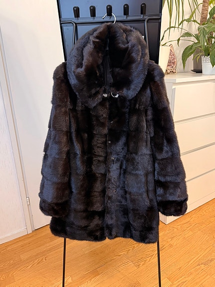 Aito minkkiturkki