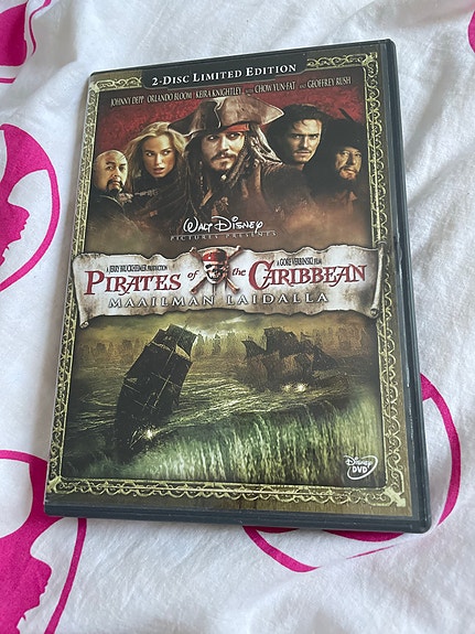 Walt Disney Pirates of the Caribbean DVD-elokuva 2-levyinen erikoisversio