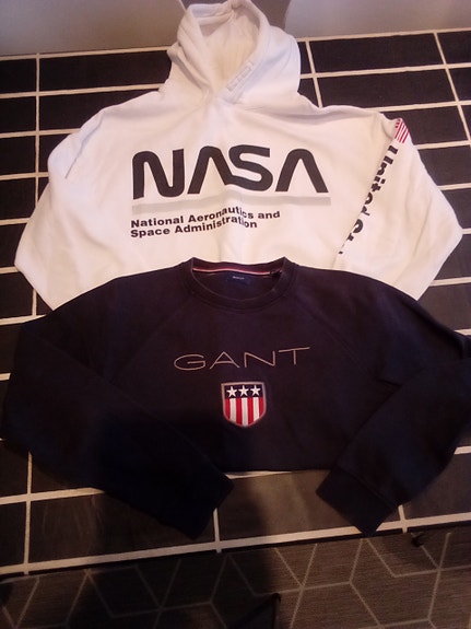 Gant college&NASA huppari