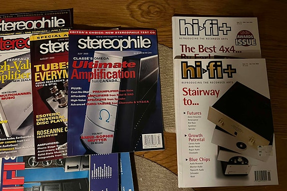 Hifi lehtiä