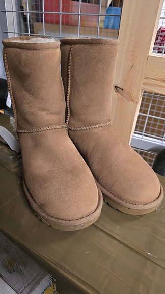 Ugg Classic kengät, 39