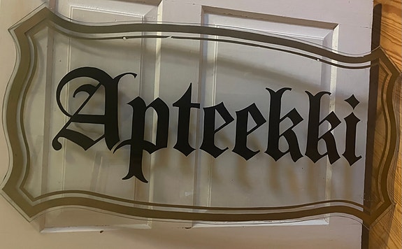 Vanha Apteekki kyltti