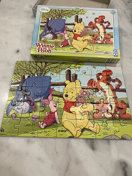 Winnie the Pooh Nalle Puh palapeli 35 palaa +4v.