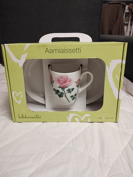 Kultakeramiikka Aamiaissetti Ruusu.