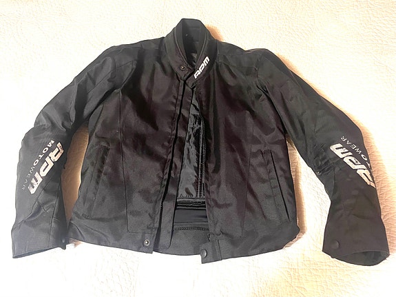 RPM Motowear moottoripyörätakki musta S (n.36)